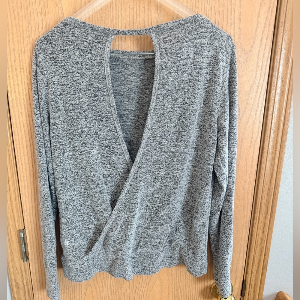 CHAMPIONS C9 Grey Open Back Athletic Running Long Sleeve Women's S - Picture 2 of 4